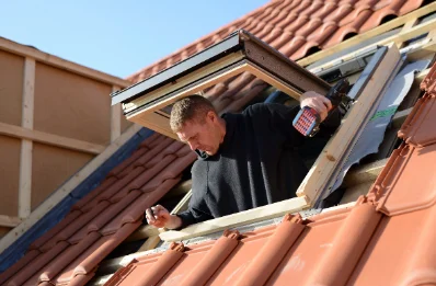 Pose de fenêtres de toit Velux à Garrebourg